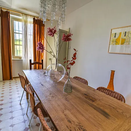 Bed & Breakfast Barbera E Tulipani Scandeluzza