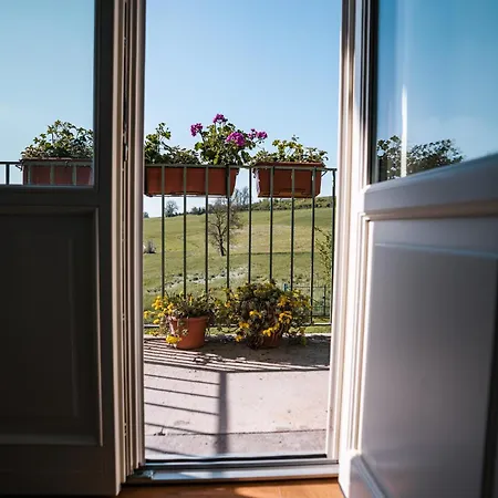 Bed & Breakfast Barbera E Tulipani Scandeluzza