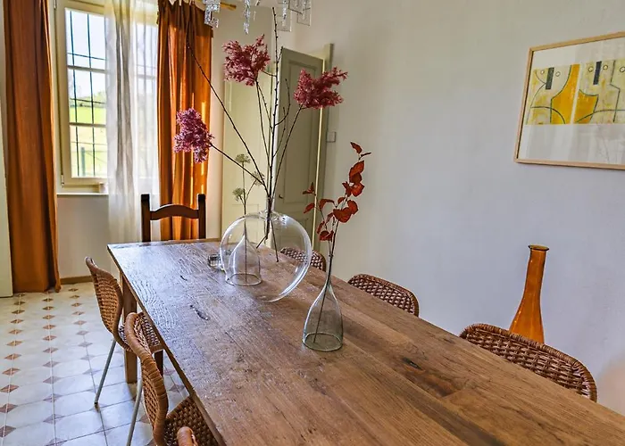 Bed & Breakfast Barbera E Tulipani Scandeluzza